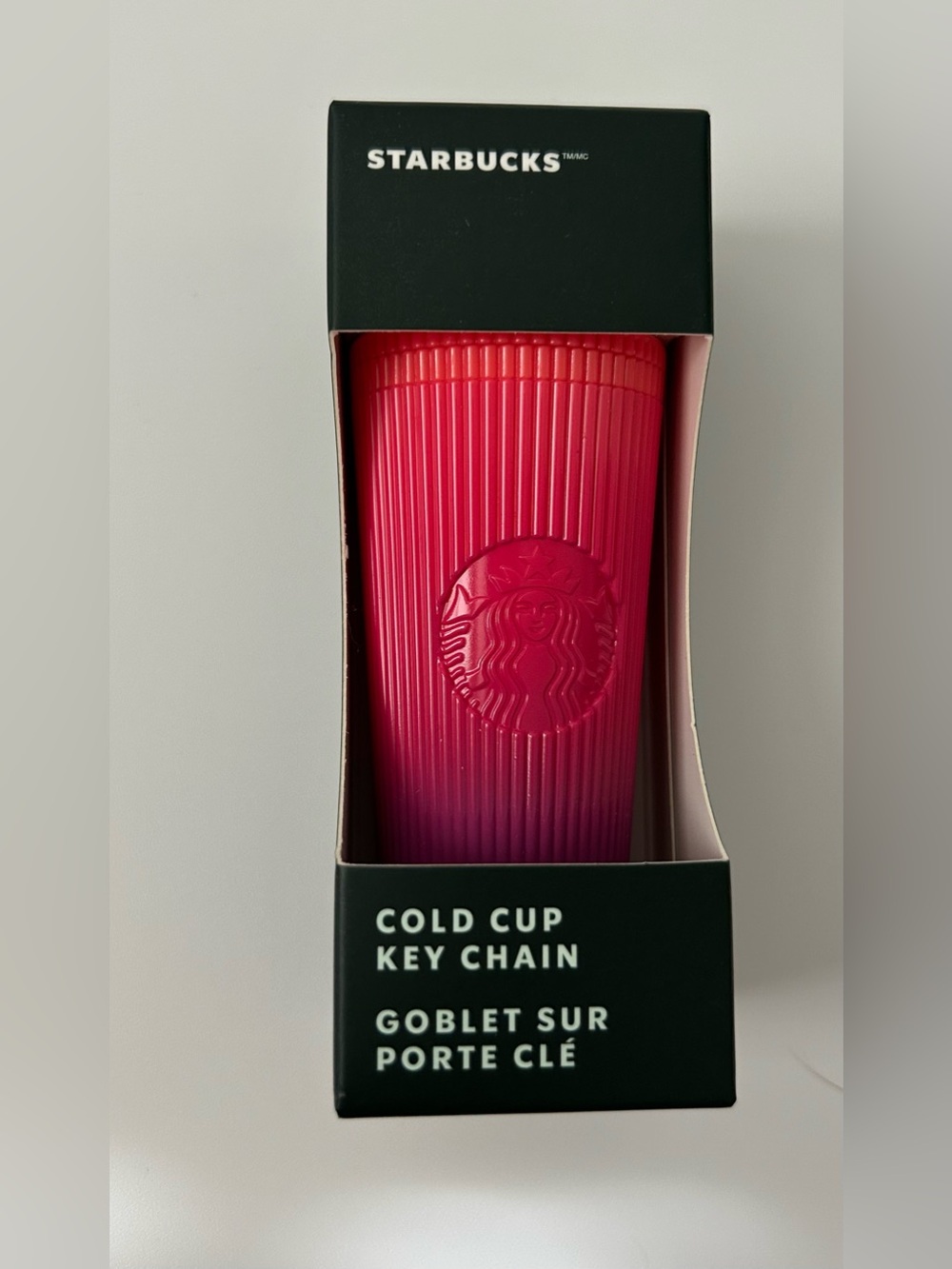NEW Starbucks Cold Cup Keychain
Ornament
Pink Ombre
Pleated
2024
Siren
Coffee